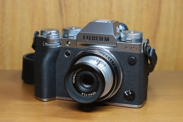 FUJIFILM X-T5