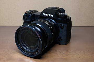 FUJIFILM X-H2