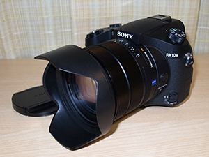 サイバーショット DSC-RX10M4